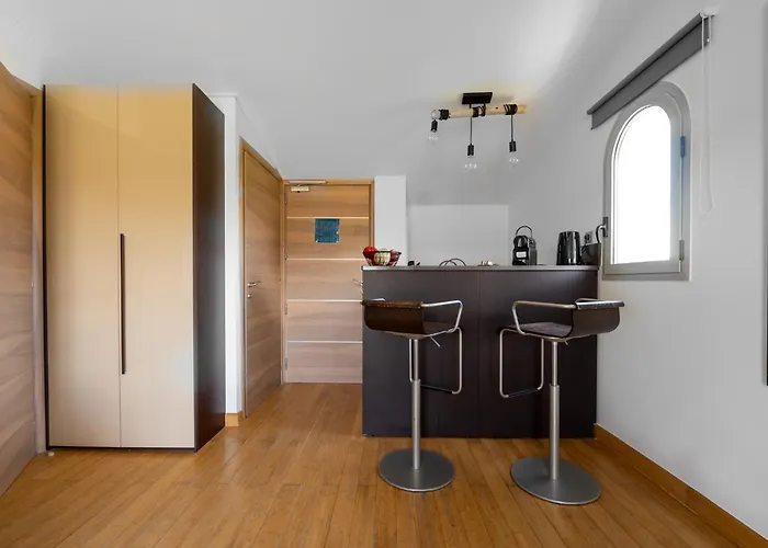 Le Nid D'amour * Ζουάν λε Πιν